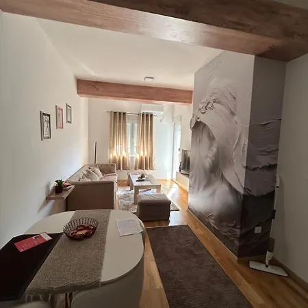 Under The Hill Appartement
